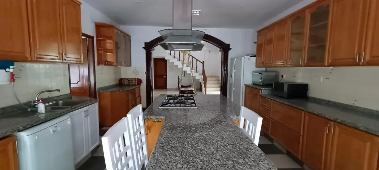 Whitefield | 4 BHK Villa | 5,400 Sq. Ft. @ ₹4.00 Lakhs/Mth 4