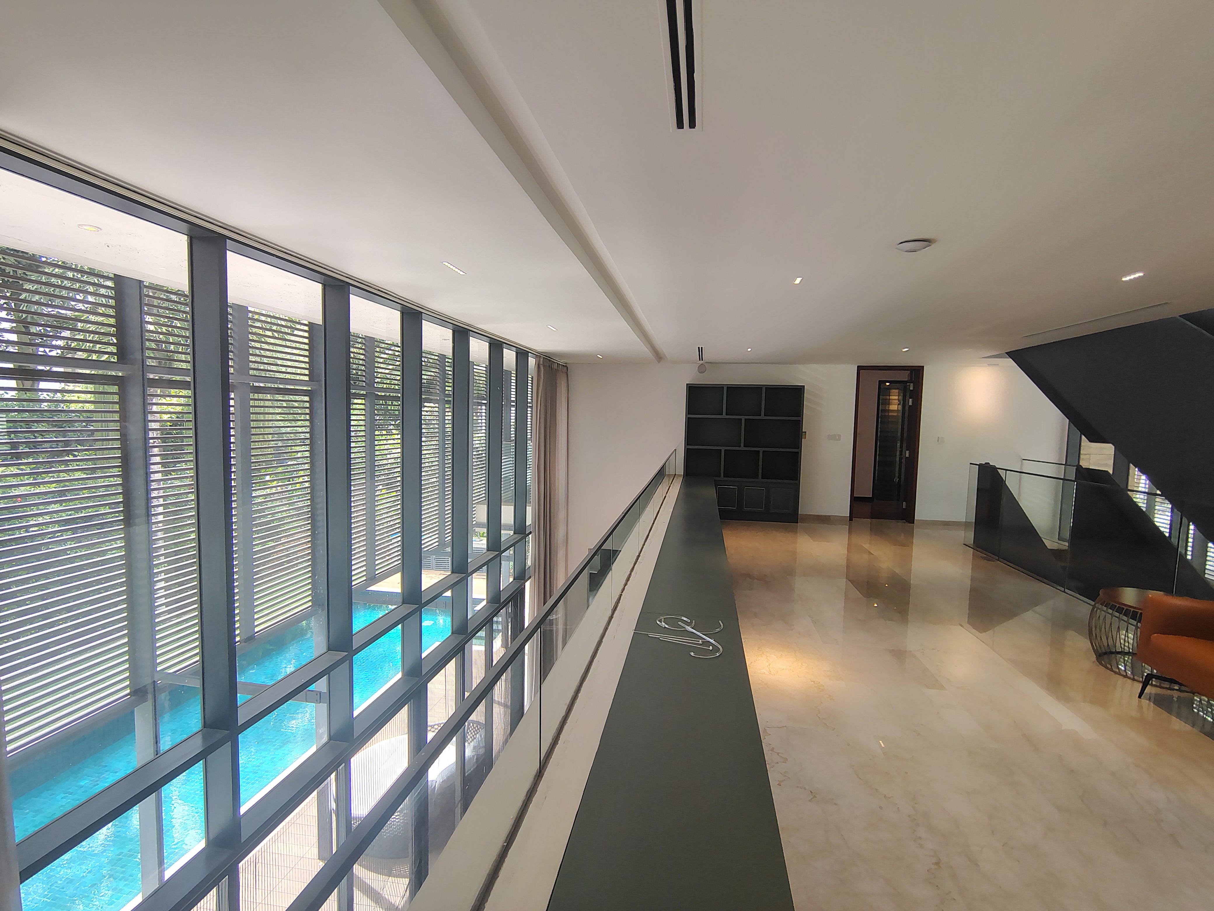 5 BHK fully furnished villa in Embassy Boulevard  - Image 9