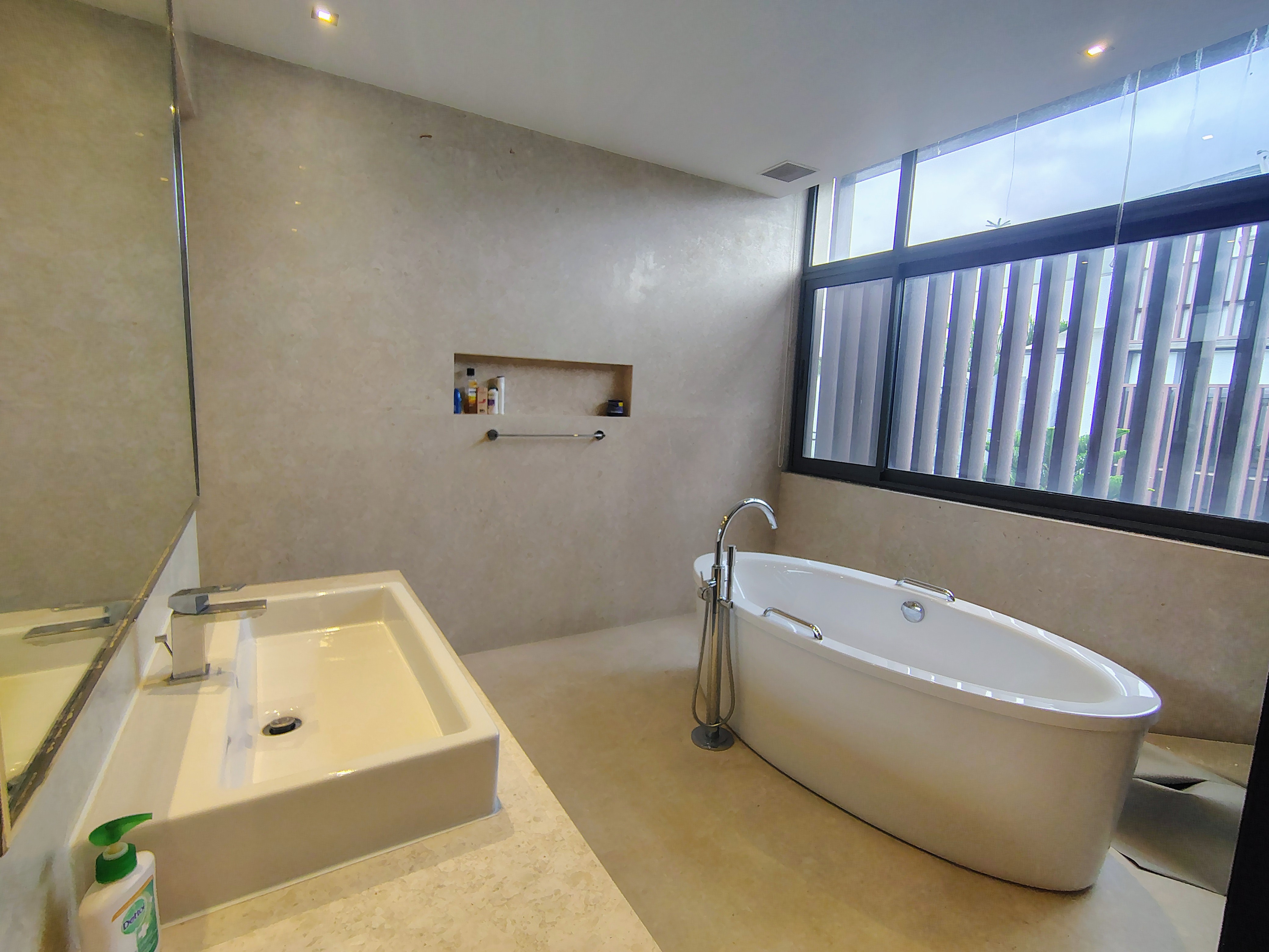 4.5 BHK fully furnished villa in Prestige Golfshire, Devanahalli  - Image 11