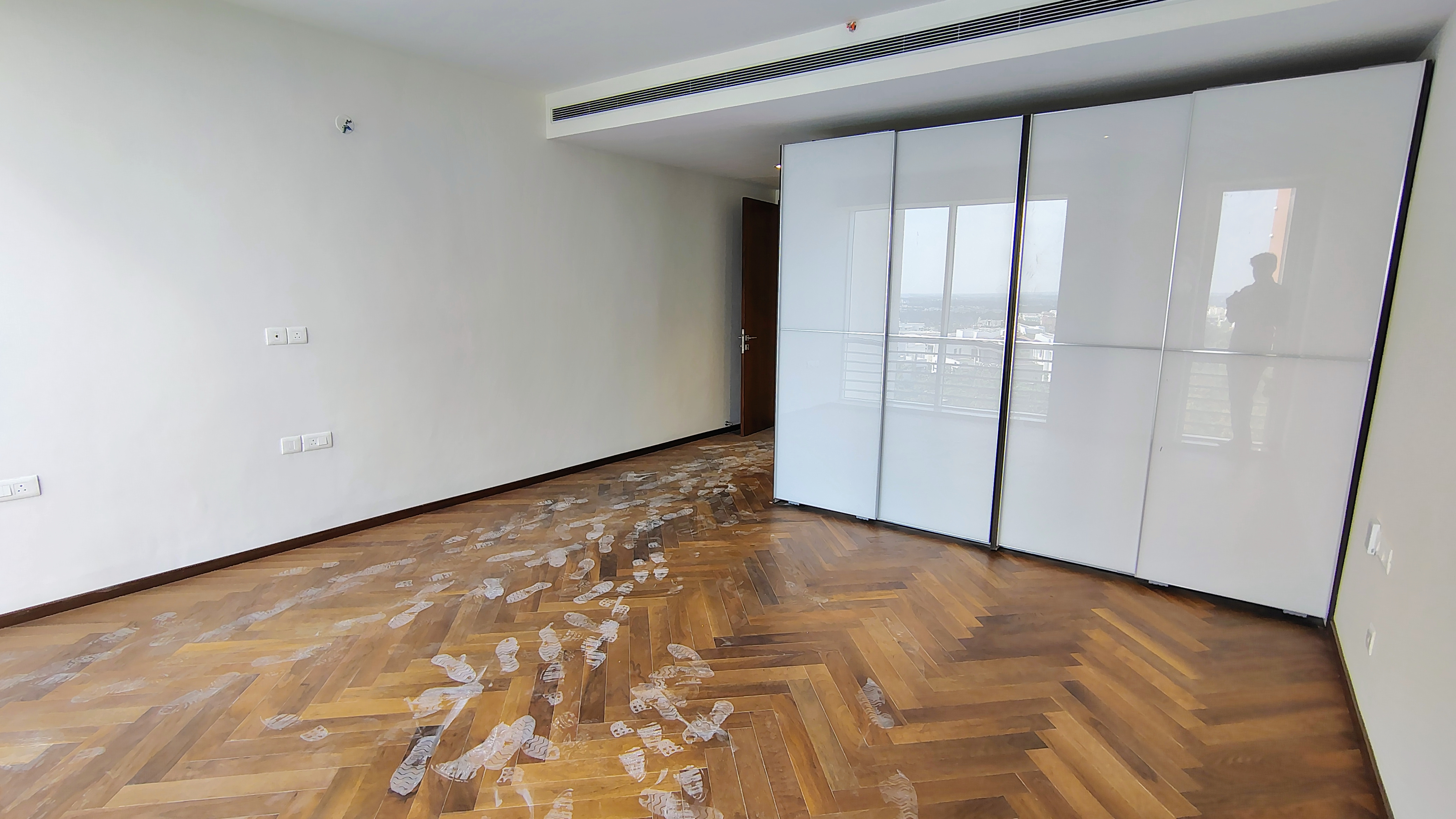 4 BHK for rent in Prestige White Meadows - Image 4