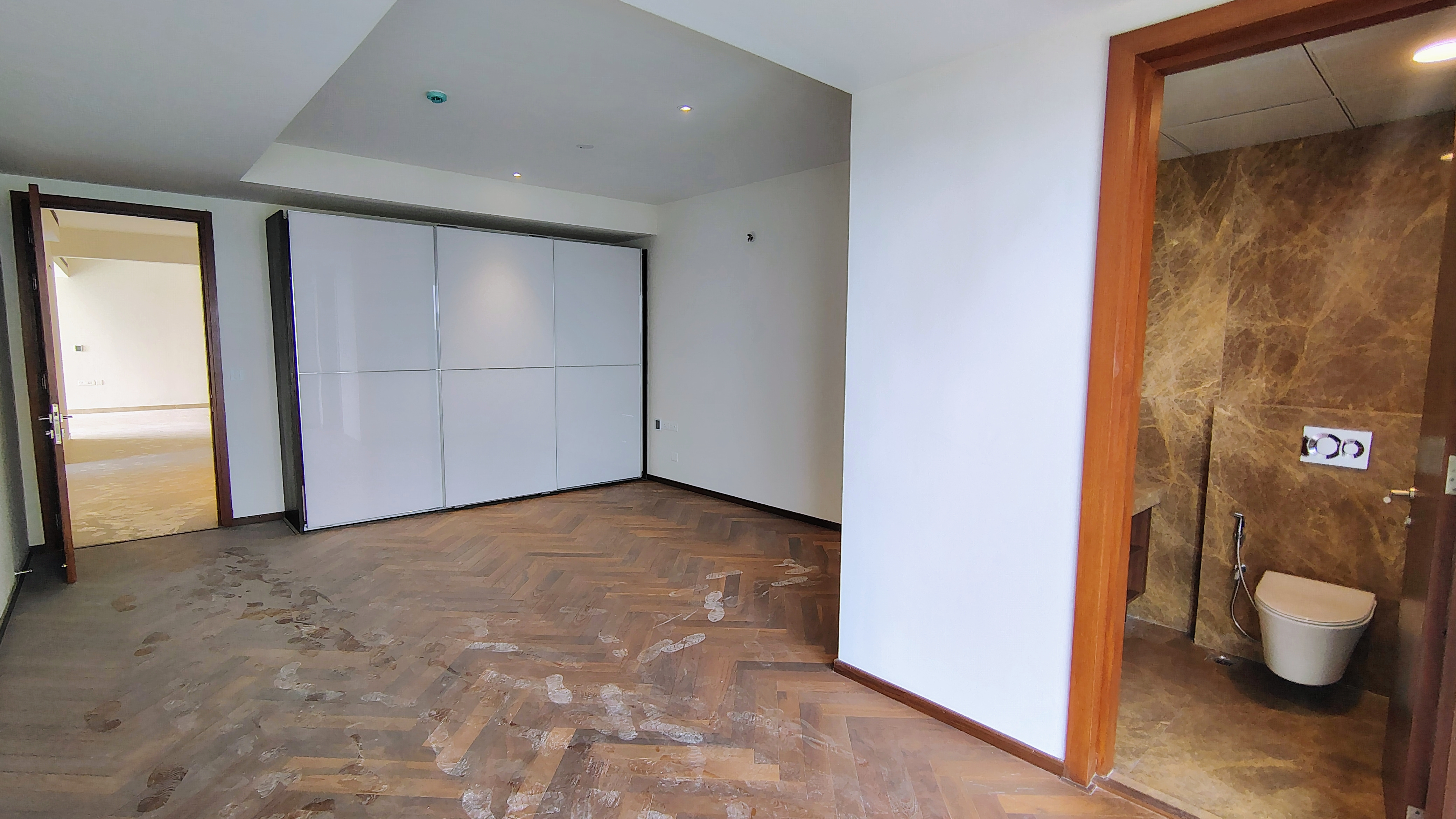 4 BHK for rent in Prestige White Meadows - Image 5