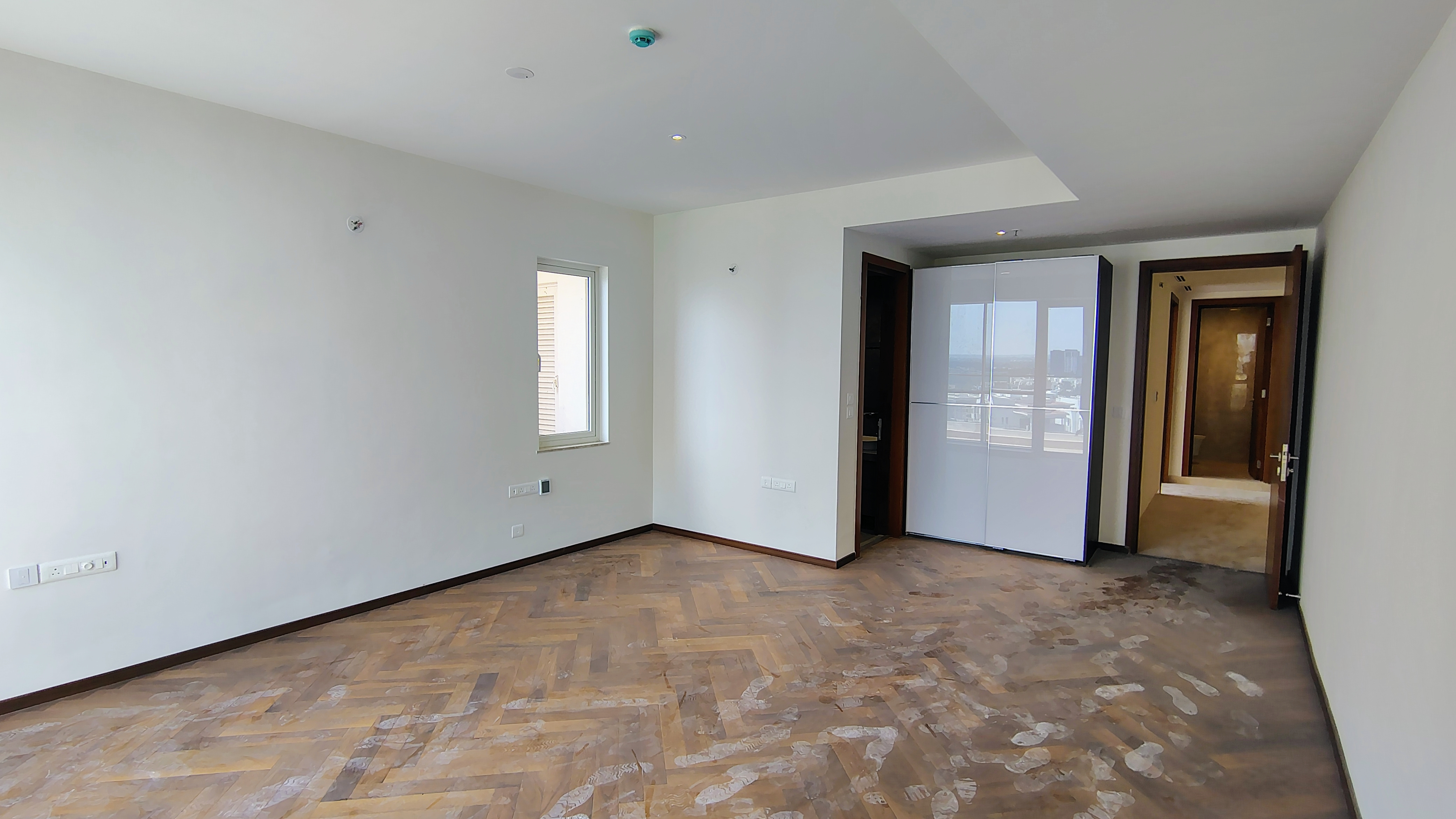 4 BHK for rent in Prestige White Meadows - Image 6