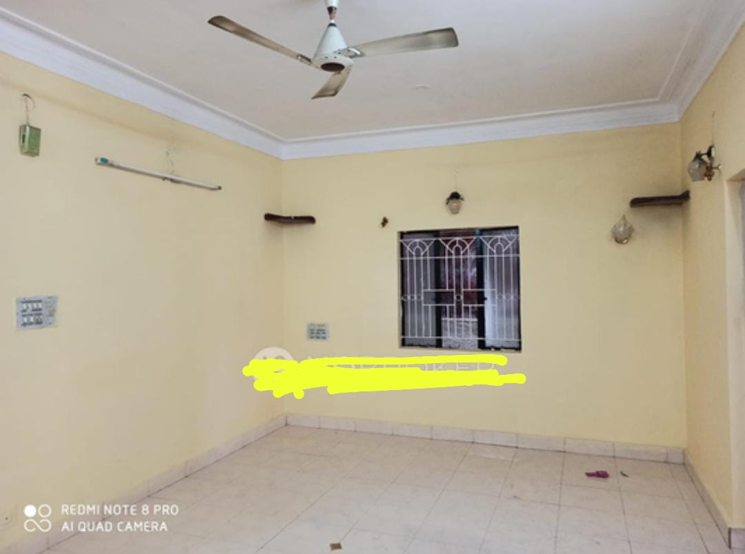 Independent House in S M Nivas - Image 6