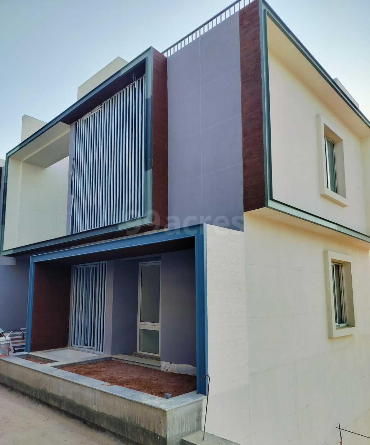 Spacious 4BHK Villa in Hennur Chikkajala - Property in Bangalore