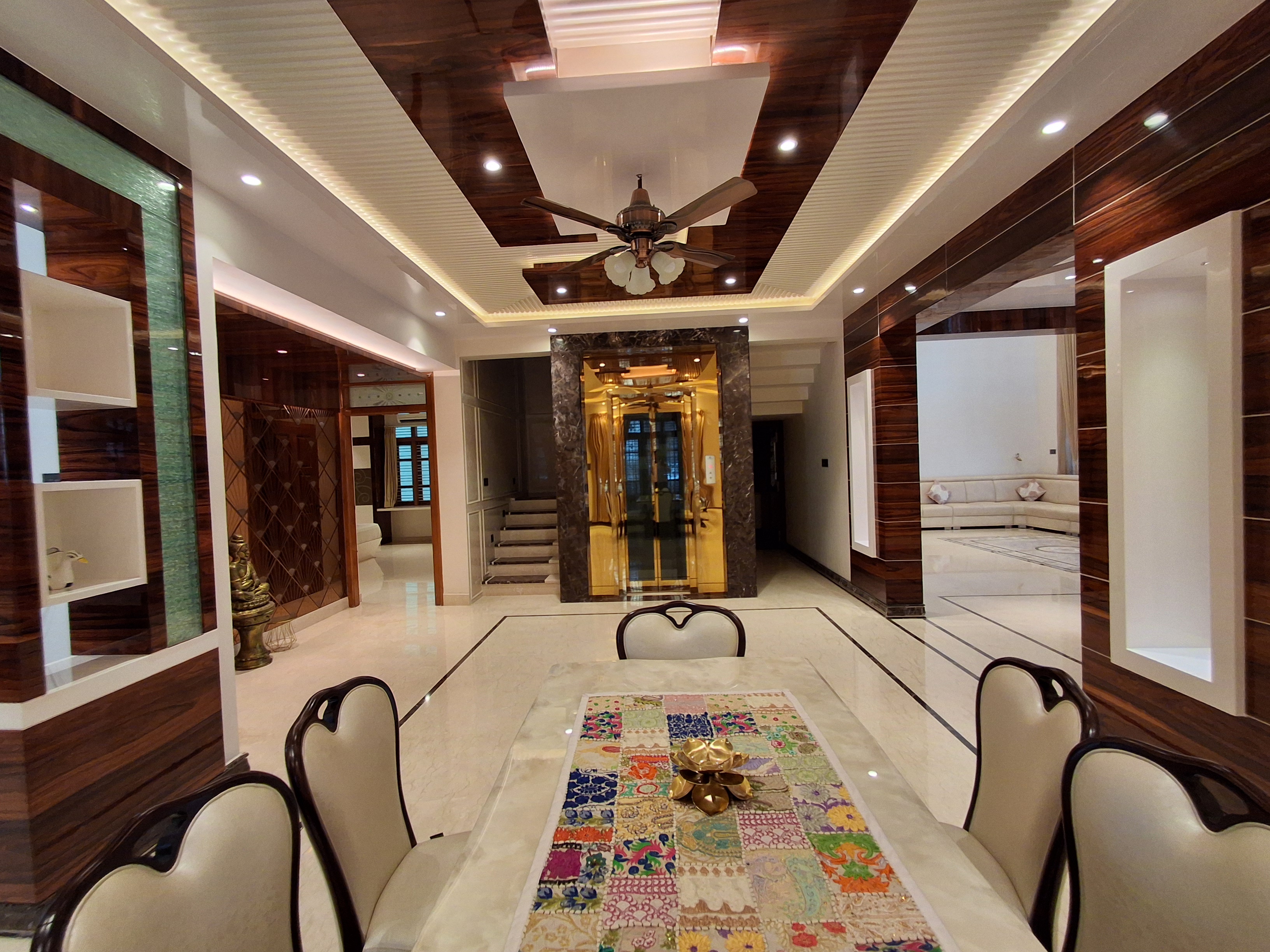 Luxury 4BHK Villa in Yeshwanthpur - Image 5