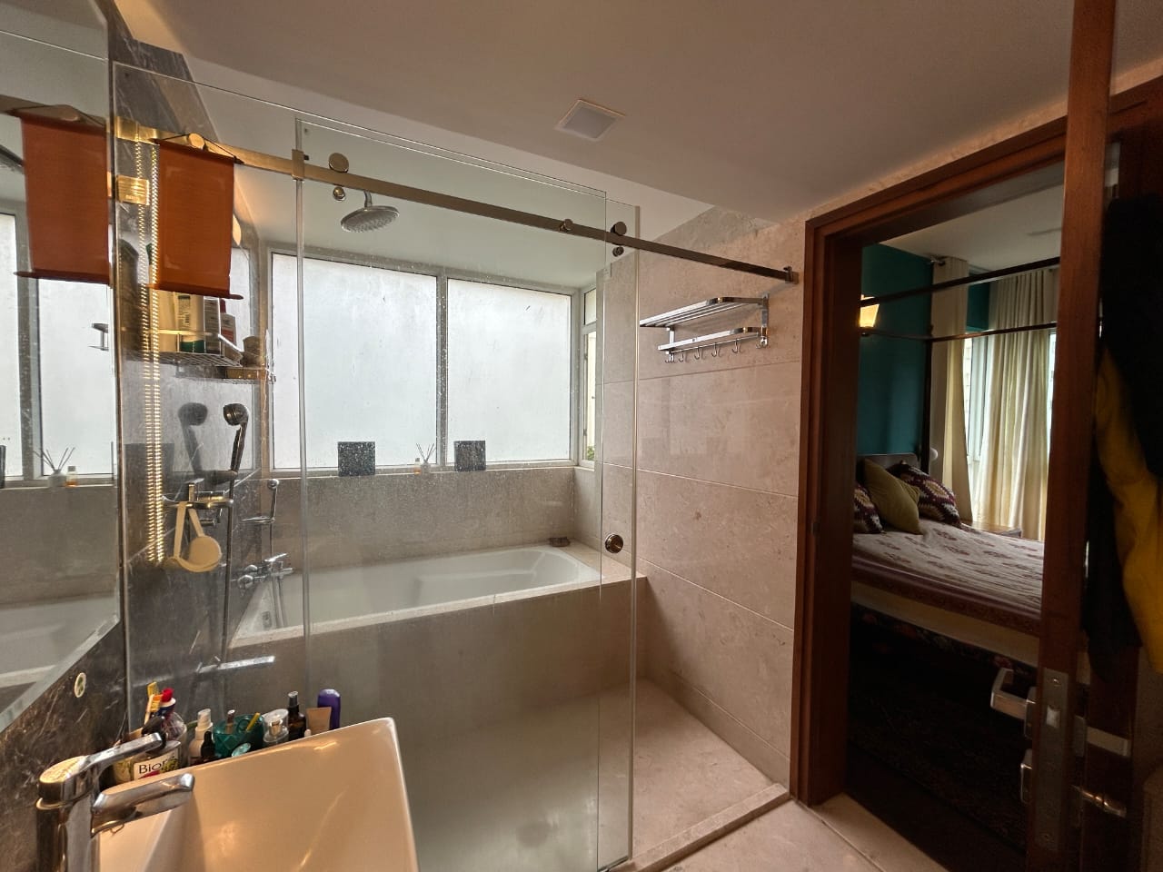 Luxury 4BHK in RMZ Latitude, Hebbal - Image 6