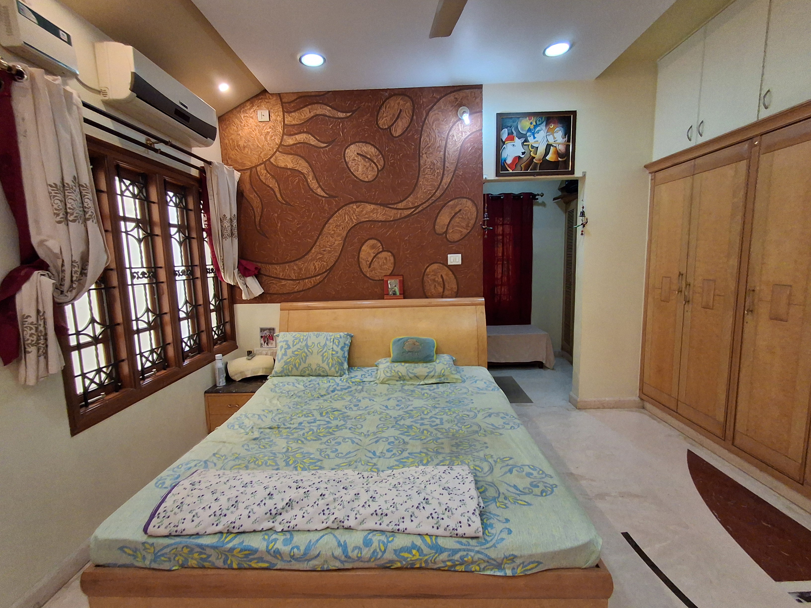 Spacious 6BHK Villa in Rajaji Nagar - Property in Bangalore
