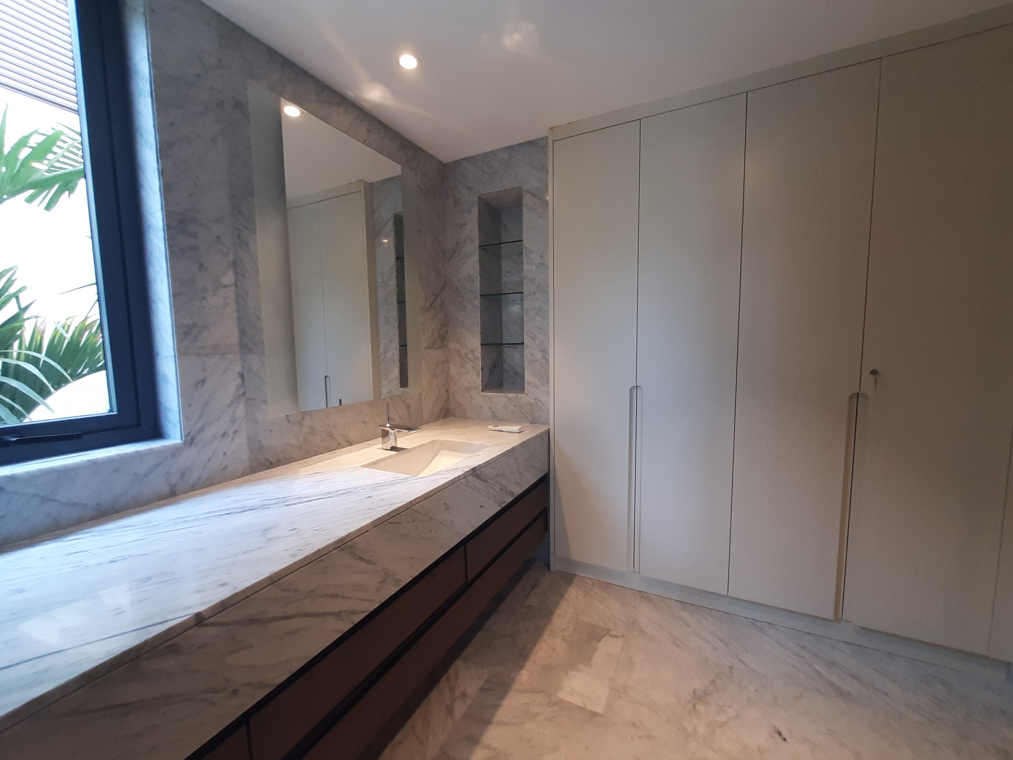 Luxury 4BHK Villa on Airport Road -  Embassy Boulevard - Image 7