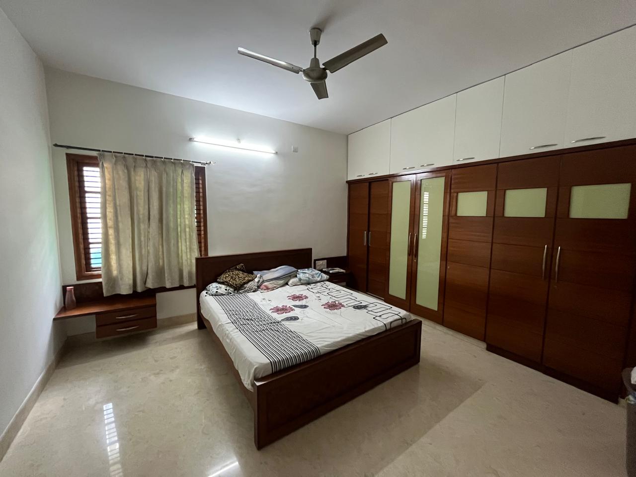 Luxury 5BHK Villa in Jakkur's Telecom Layout - Image 4