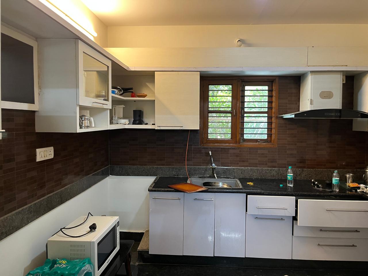 Luxury 5BHK Villa in Jakkur's Telecom Layout - Image 7