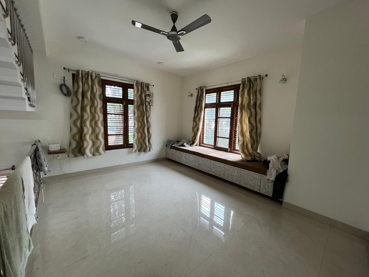 Luxury 4BHK Villa in Jakkur's Telecom Layout - Image 6