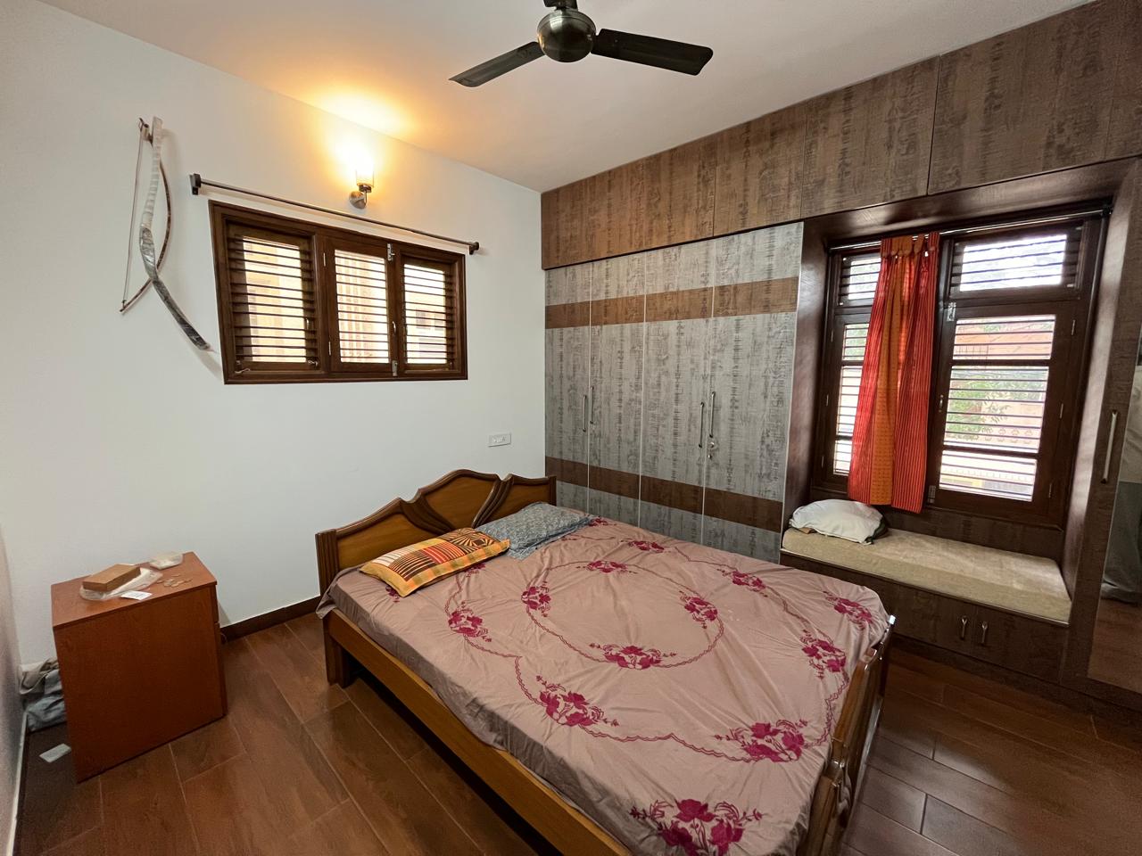 Luxury 4BHK Villa in Jakkur's Telecom Layout - Image 9