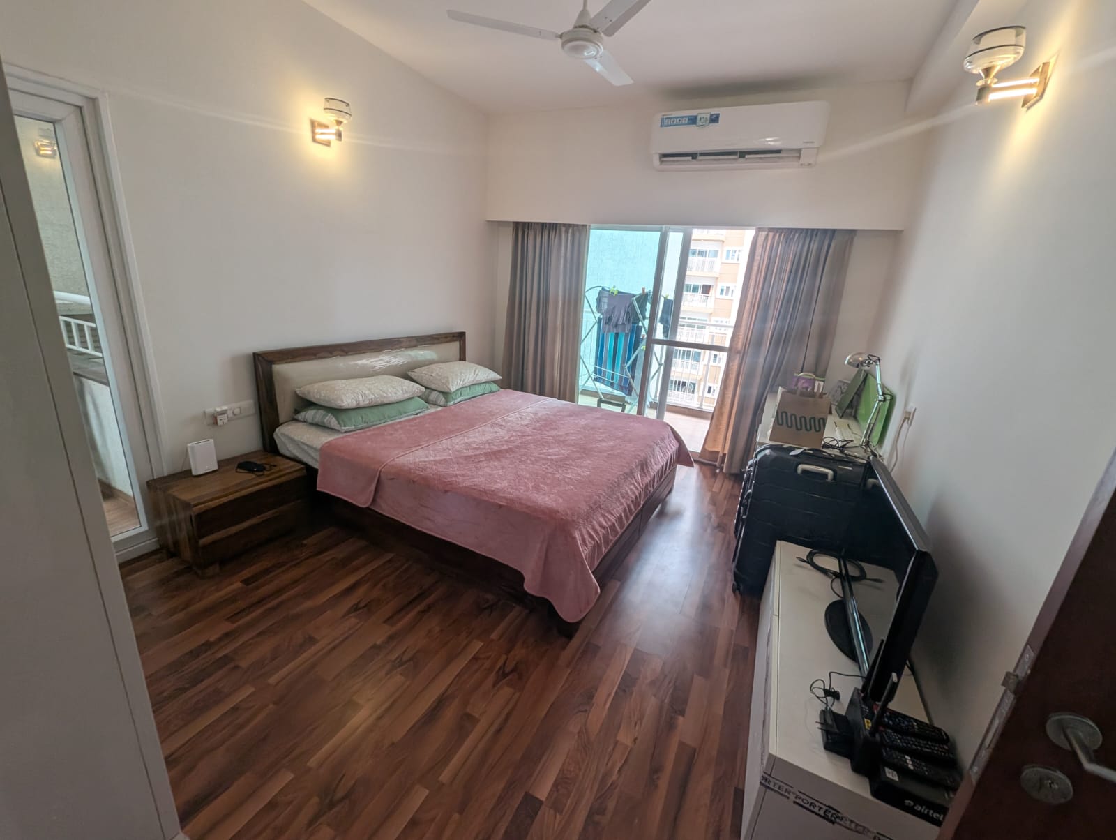 Luxury 3.5BHK in L&T Raintree, Hebbal - Image 4