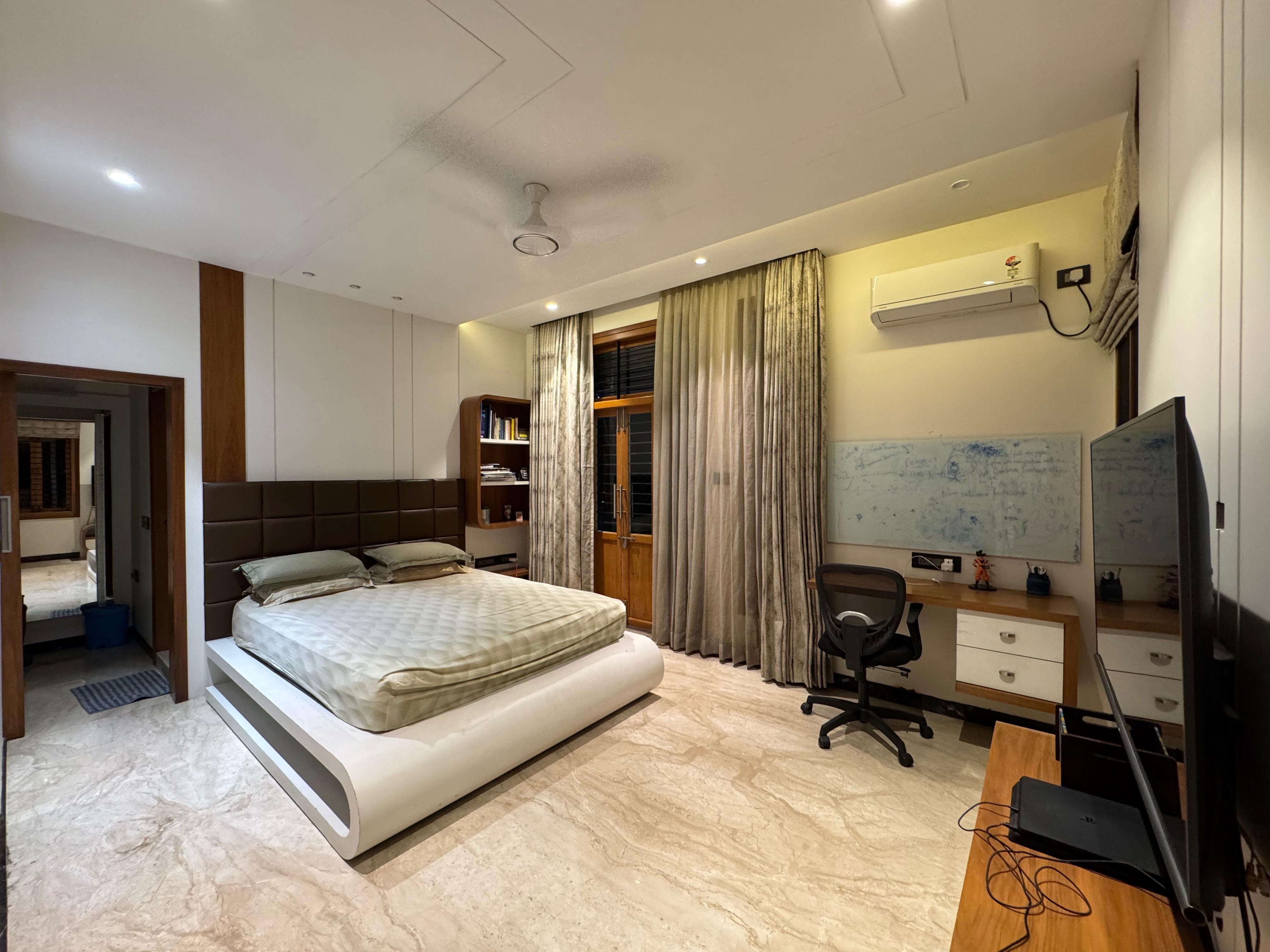 Luxury 4BHK Villa in Malleshwaram - Image 8