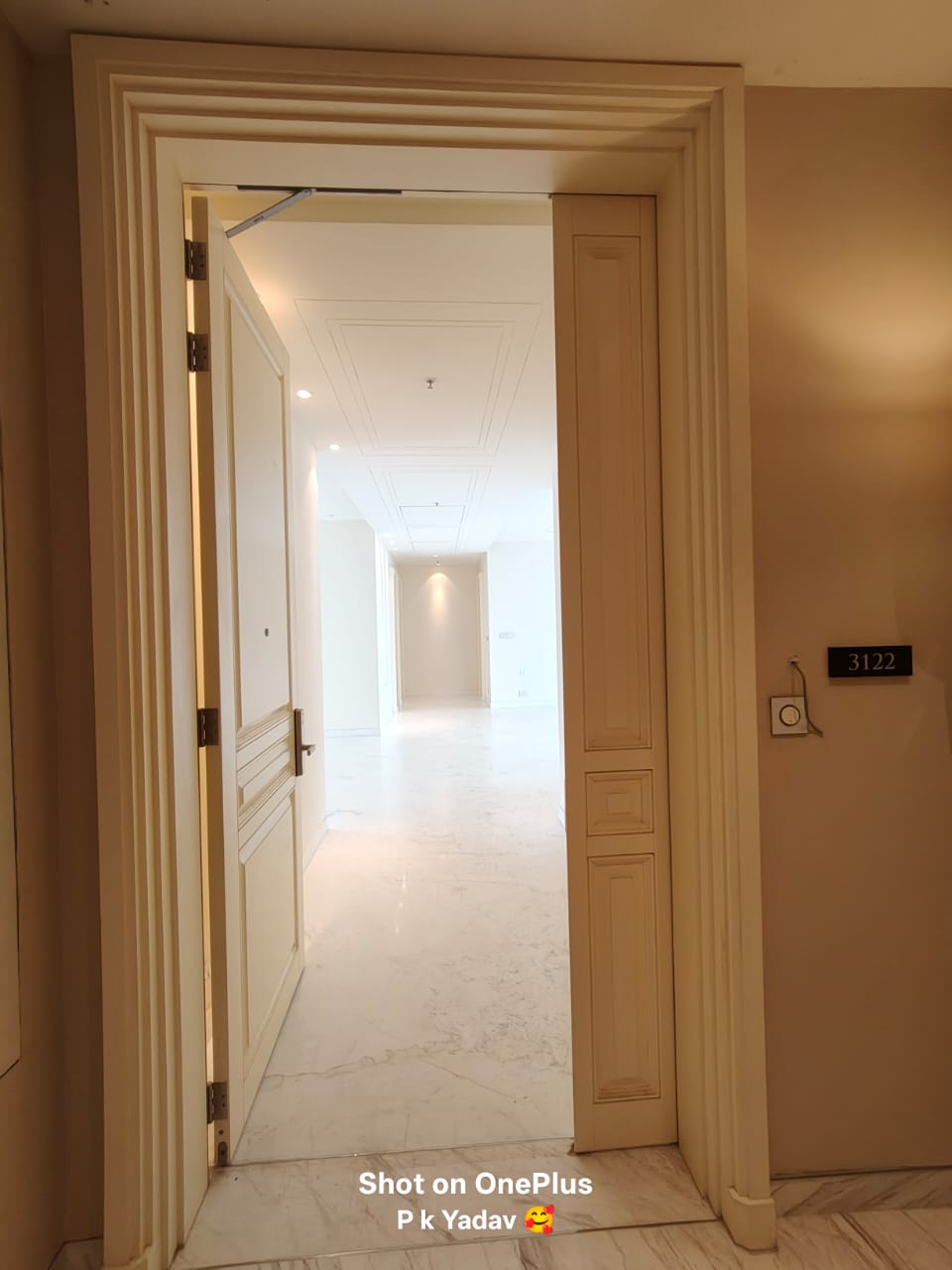 Luxury 4BHK Apartment in Bhartiya City - Image 5