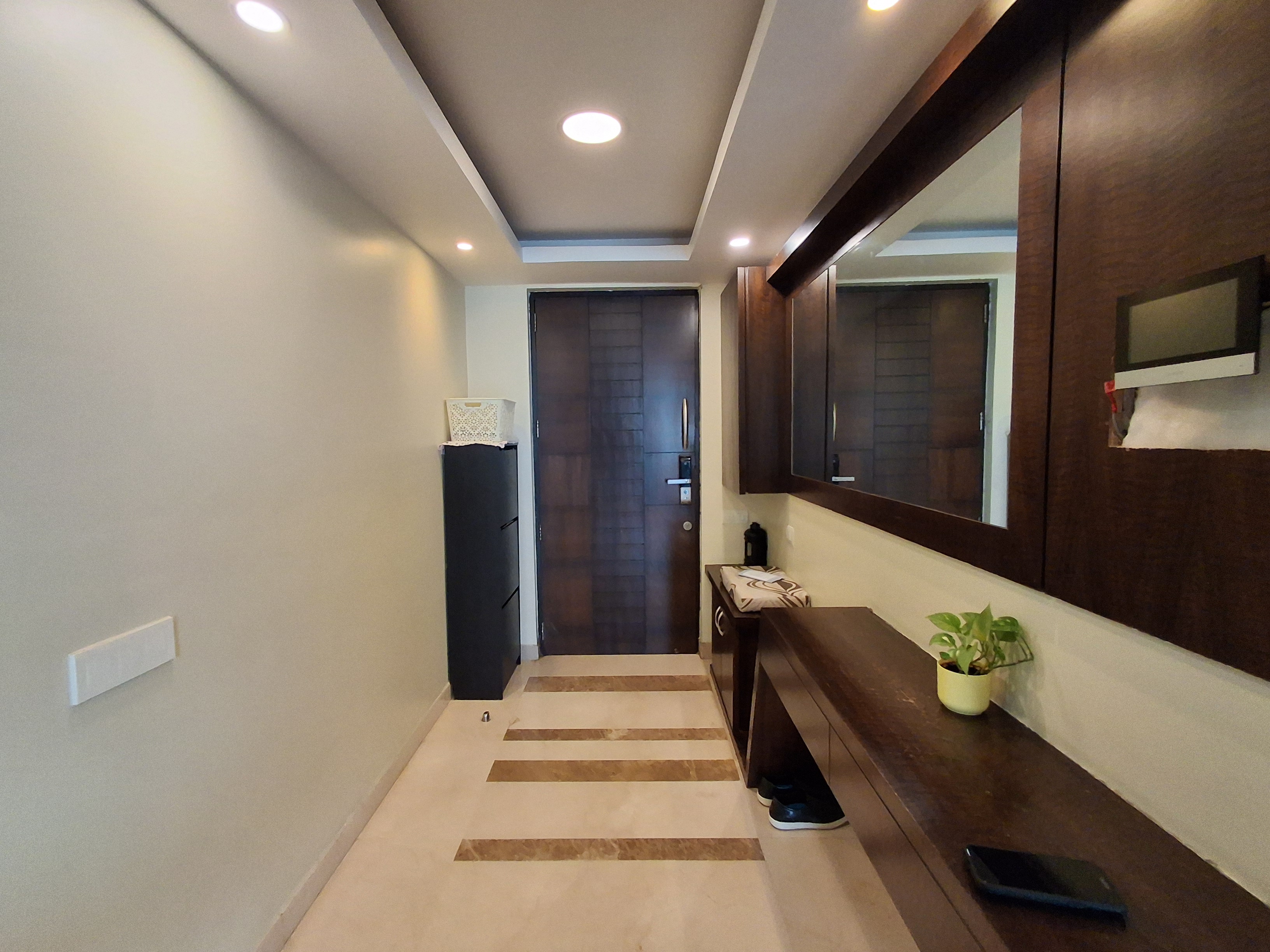 Luxurious 4BHK in Raheja Pebble Bay, Dollars Colony - Image 9