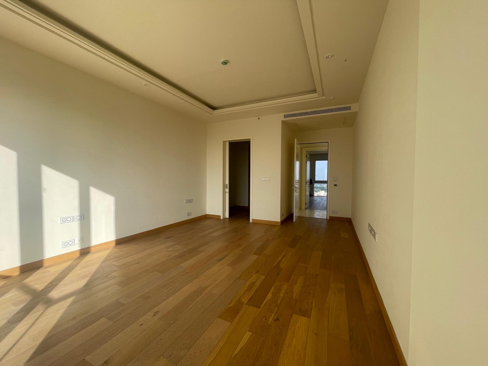 Luxury Apartment in Bhartiya City - Image 6