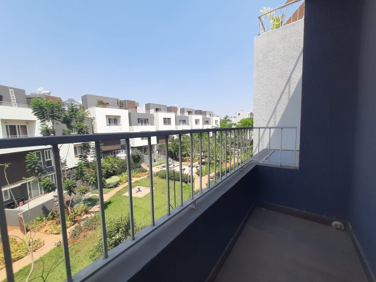 Luxury 5BHK Villa in Hosahalli, Airport Road - Image 3