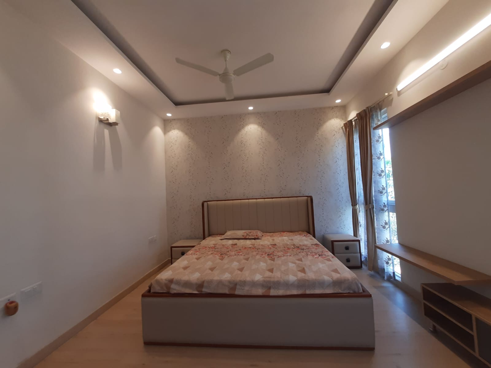 Luxury 5BHK Villa in Hosahalli, Airport Road - Image 8
