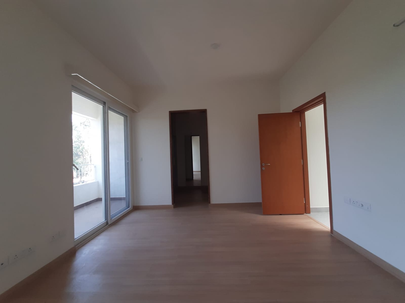 Luxury 5BHK Villa in Hosahalli, Airport Road - Image 4