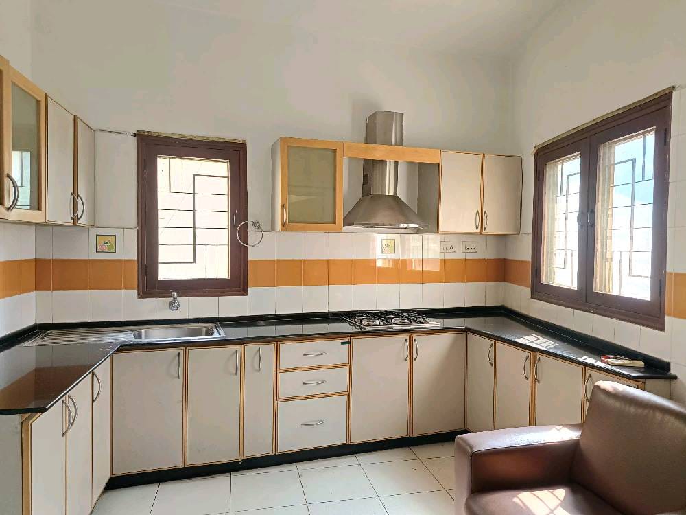 Anandnagar, 4BHK House, RT Nagar, Legacy Investment - Image 5